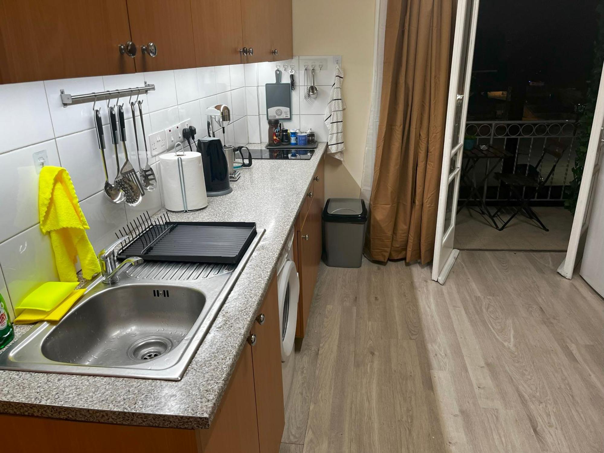 Xanthis Hostel Nicosia City Centre ภายนอก รูปภาพ