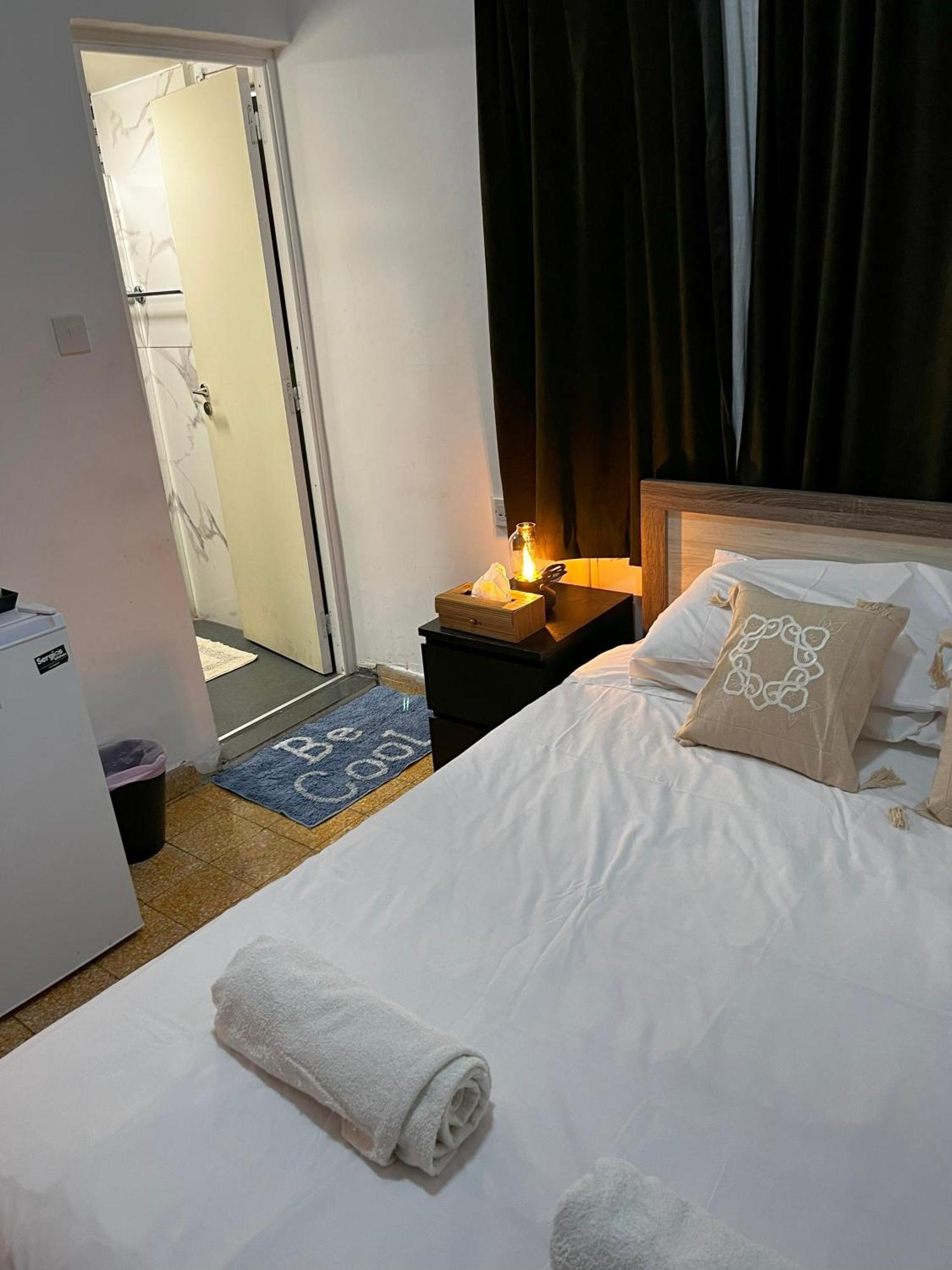 Xanthis Hostel Nicosia City Centre ภายนอก รูปภาพ