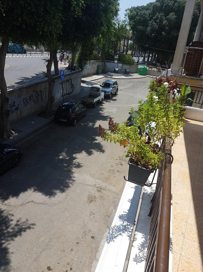 Xanthis Hostel Nicosia City Centre ภายนอก รูปภาพ