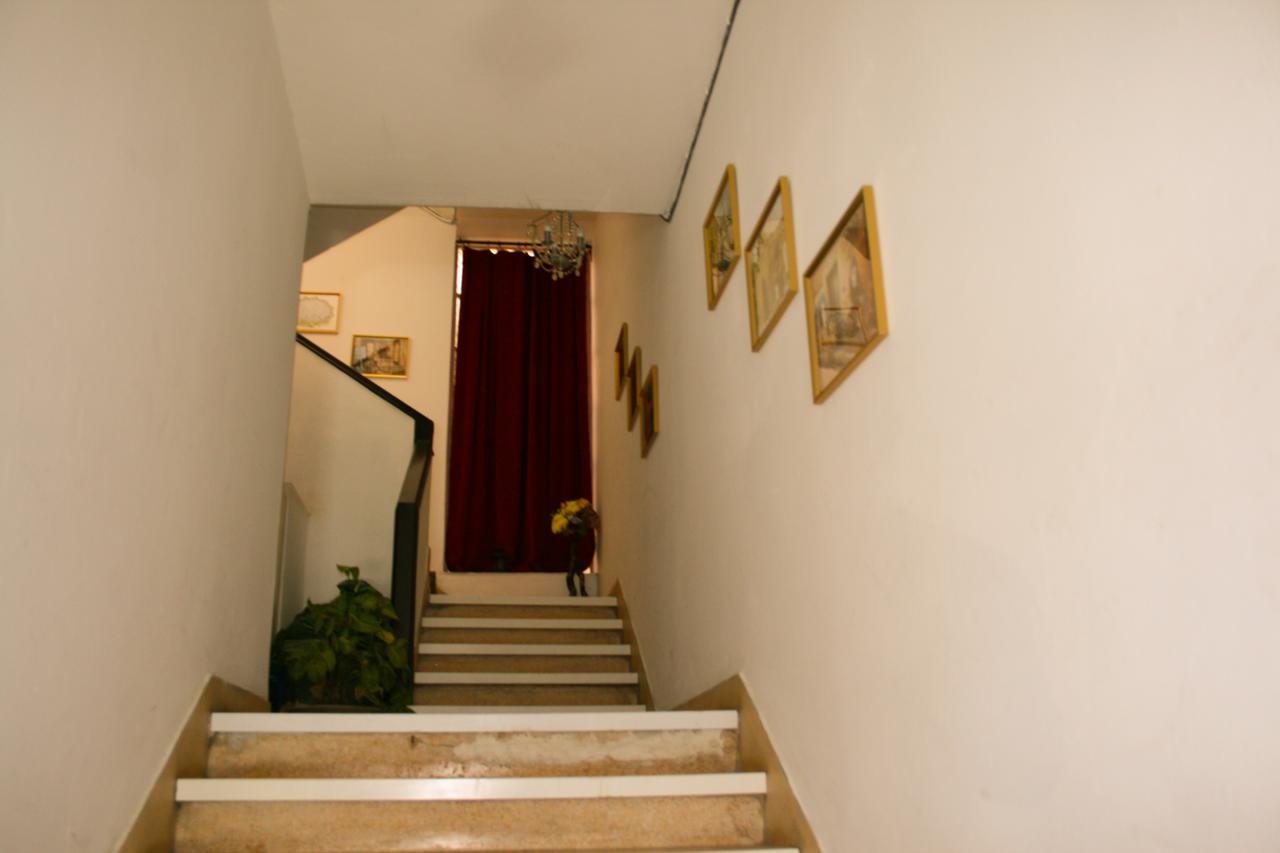 Xanthis Hostel Nicosia City Centre ภายนอก รูปภาพ
